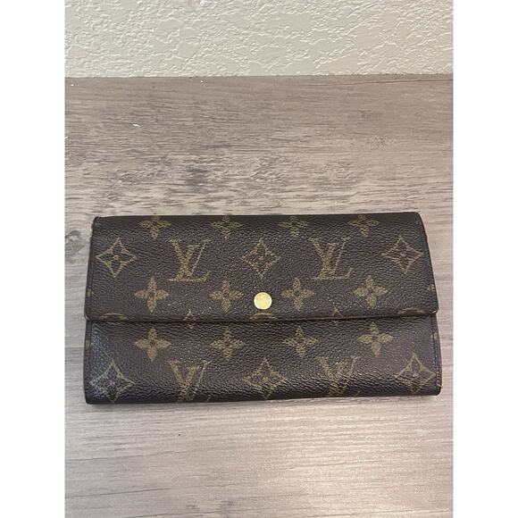 Louis Vuitton Porte Monnaie Monogram Pochette Credit Long Wallet (M61725) - Picture 1 of 7